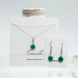 
                
                    Load image into Gallery viewer, Emerald Silver Raindrop Set
                
            