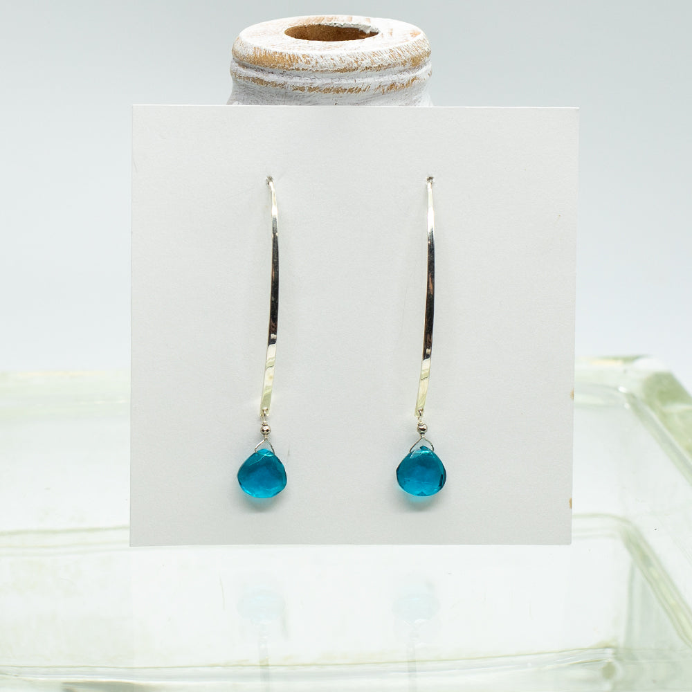 
                
                    Load image into Gallery viewer, Apatite Leilia Silver Earrings
                
            