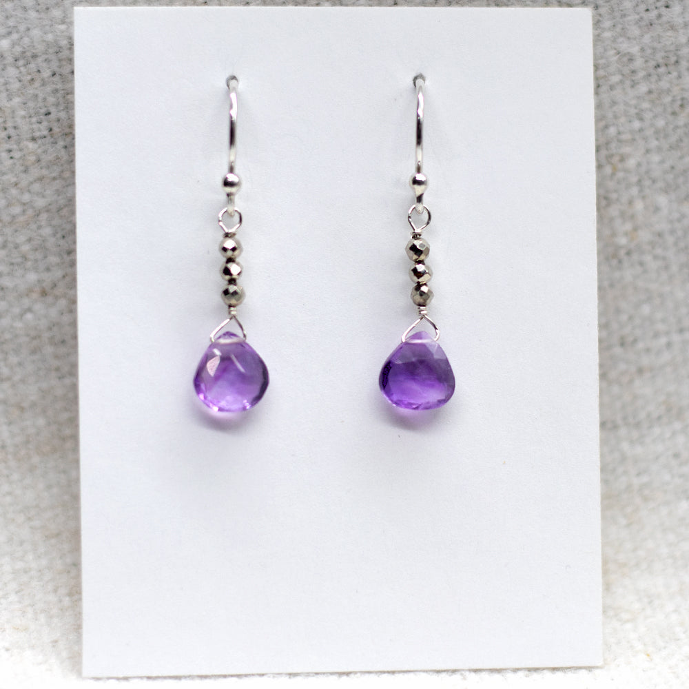 
                
                    Load image into Gallery viewer, Amethyst Raindrop Silver Earrings
                
            