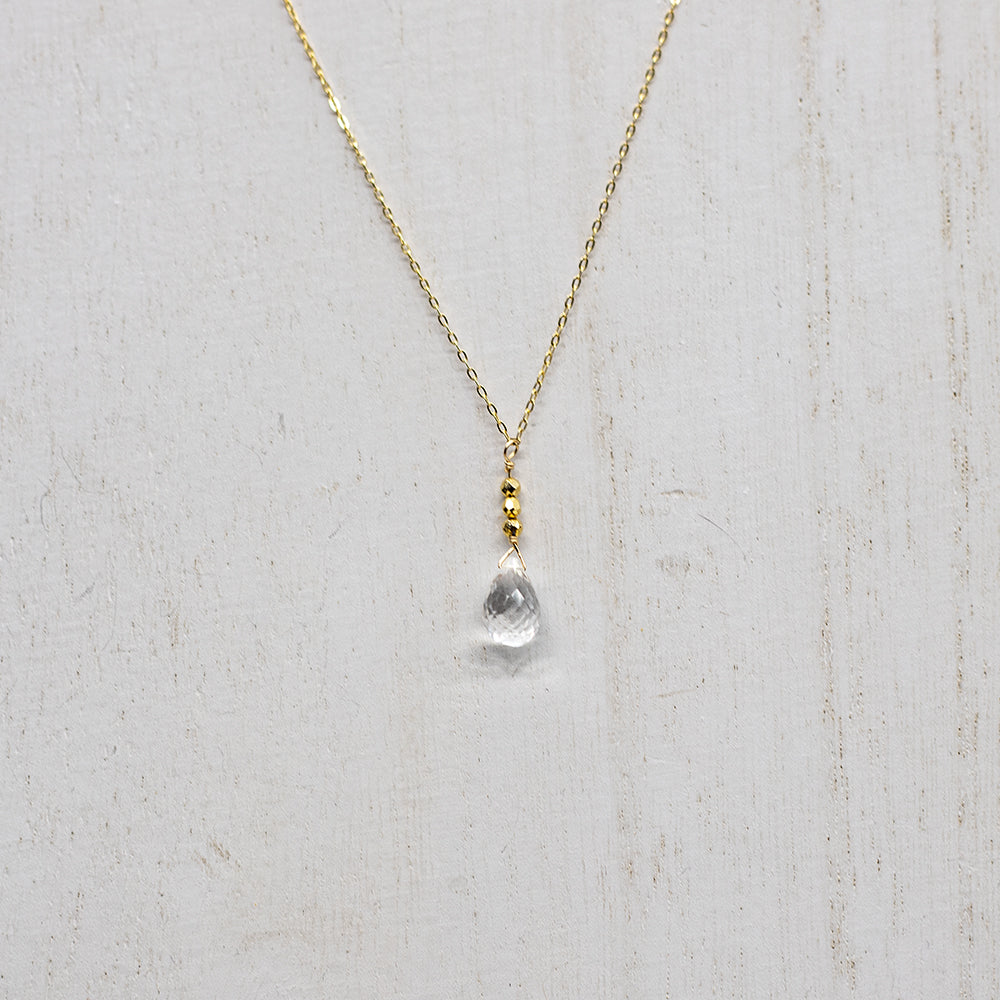 
                
                    Load image into Gallery viewer, Quartz Raindrop Gold Necklace
                
            