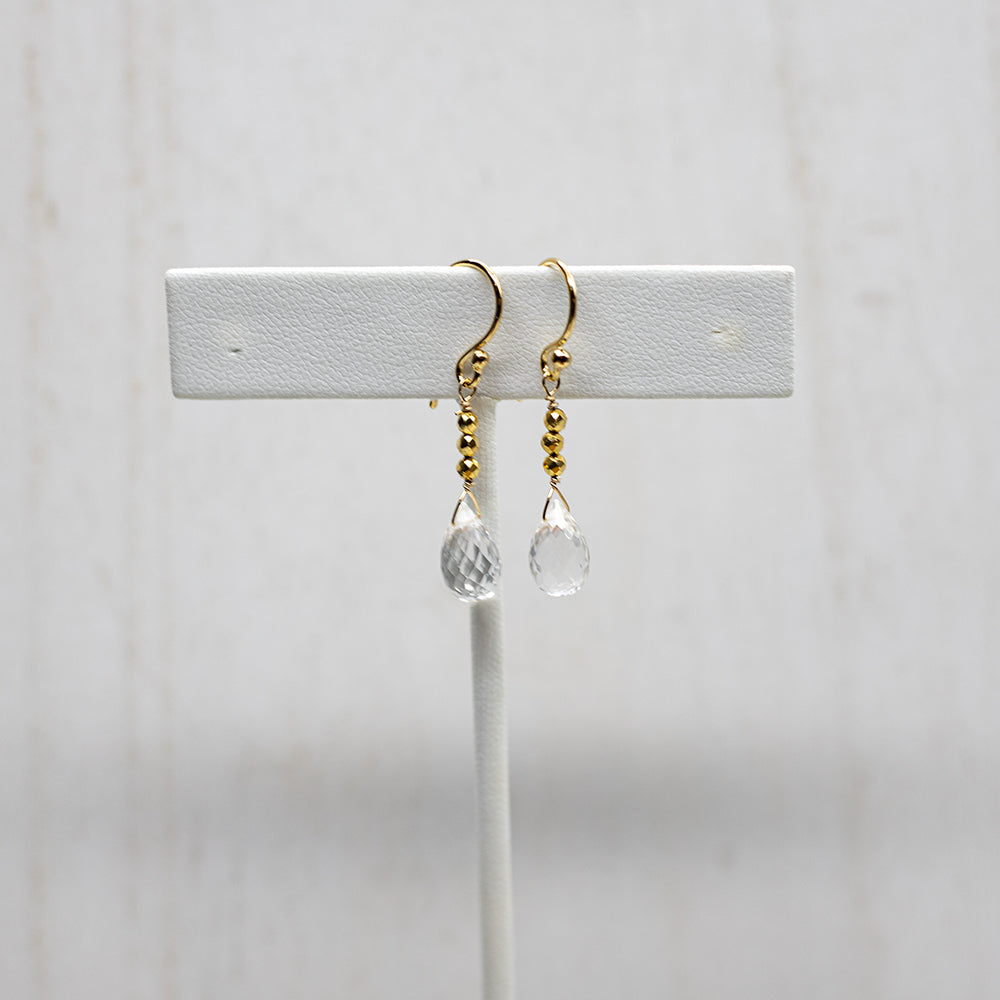 Quartz Raindrop Gold Earrings