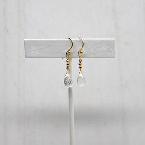 Quartz Raindrop Gold Earrings