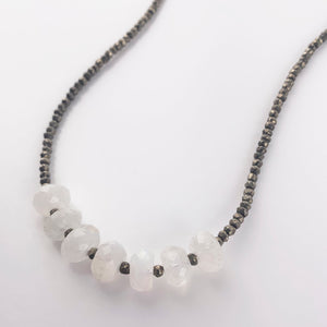 
                
                    Load image into Gallery viewer, Moonstone Leilia Necklace
                
            