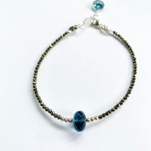 
                
                    Load image into Gallery viewer, Blue Quartz Luna Simple Bracelet
                
            