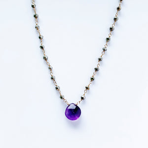 
                
                    Load image into Gallery viewer, Amethyst Waterfall Gold Necklace
                
            